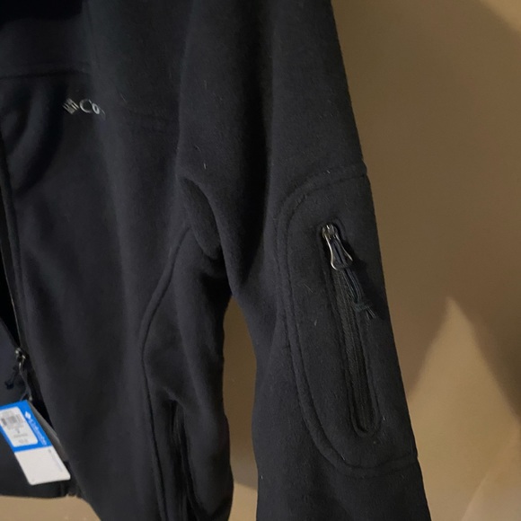 NWT Columbia Women’s Fleece Jacket - Medium - Picture 5 of 5